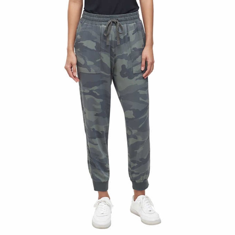 NWT Splendid Ladies' Jogger